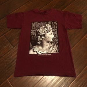 Obey t shirt